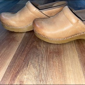 Dansko Professional Honey Distressed Work Clogs